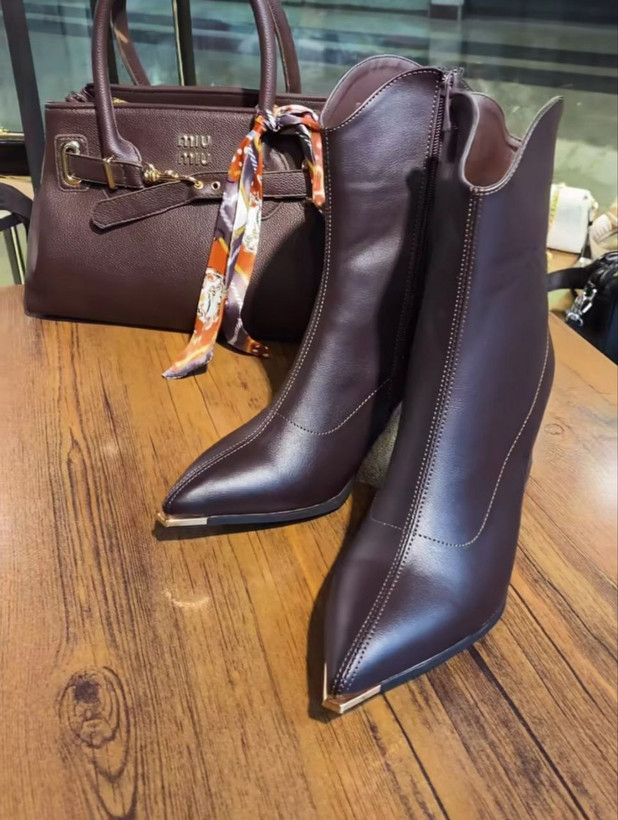 نیم بوت مشکی