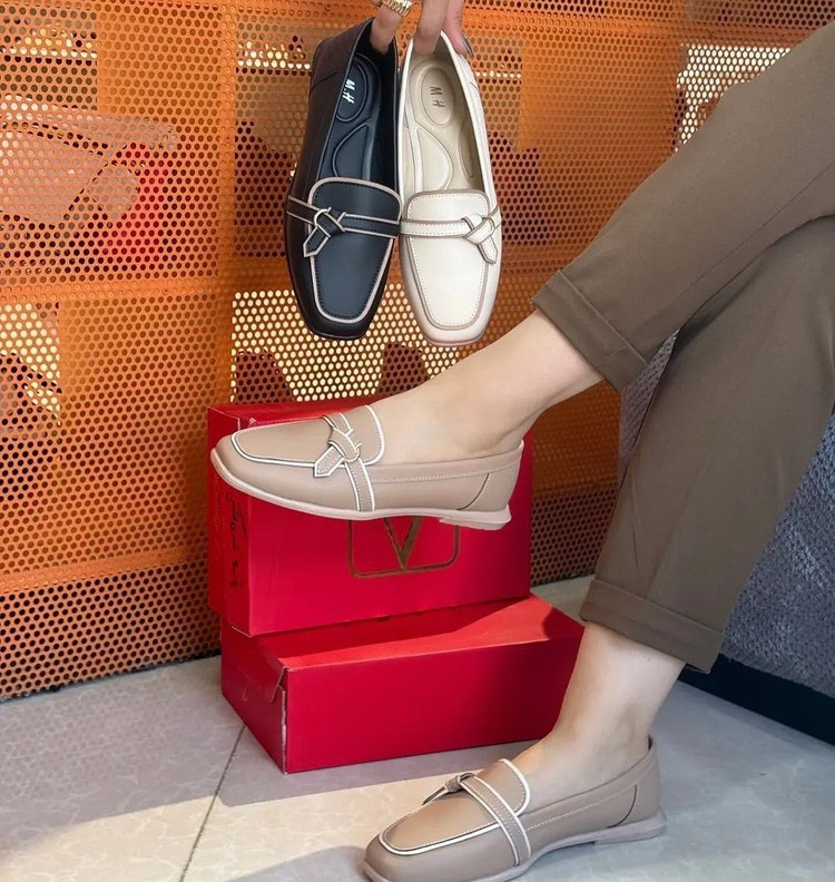 کالج ساده و شیک